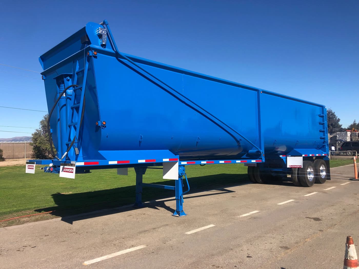 End dump trailer built by DM Welding, elliptical body on air ride